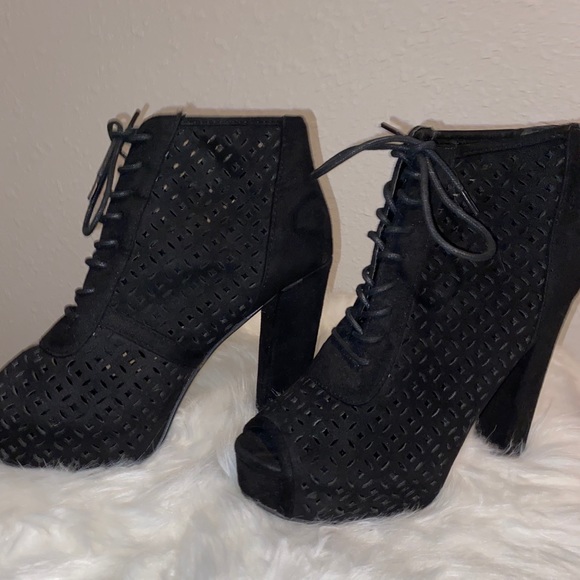 Booties - Picture 4 of 6